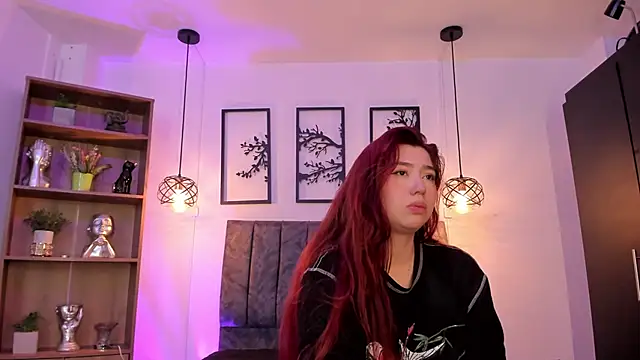 Snapshot of Andy_and_emma chatting on January 13, 6:49 pm Andy and emma online show from January 13, 6:49 pm