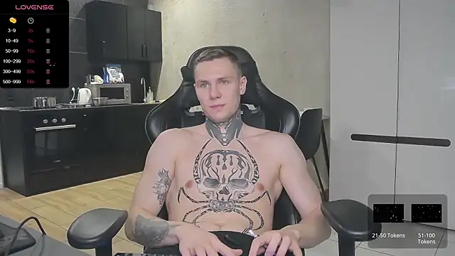 Snapshot of Lechery_boy chatting on January 22, 5:06 pm Lechery boy online show from January 22, 5:06 pm