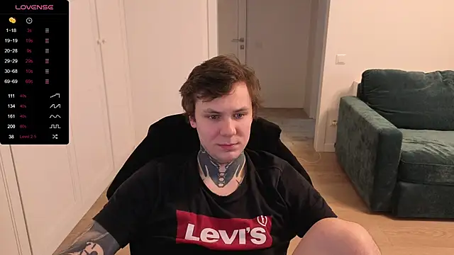 Snapshot of Lechery_boy chatting on March 25, 12:22 pm Lechery boy online show from March 25, 12:22 pm