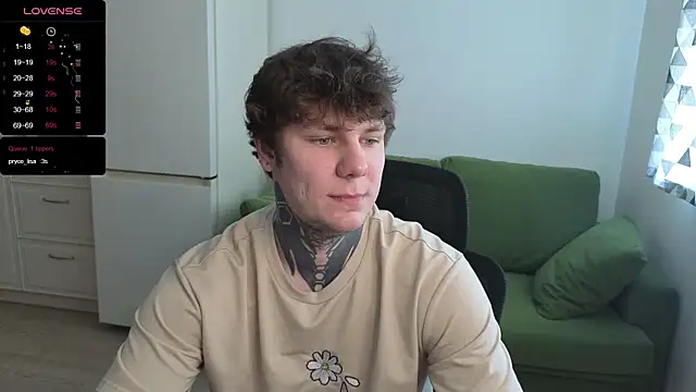 Snapshot of Lechery_boy chatting on July 1, 10:28 am Lechery boy online show from July 1, 10:28 am