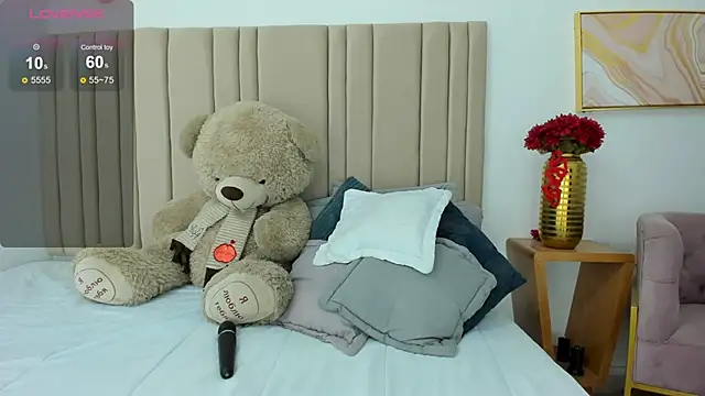 izadii online show from March 4, 7:01 pm