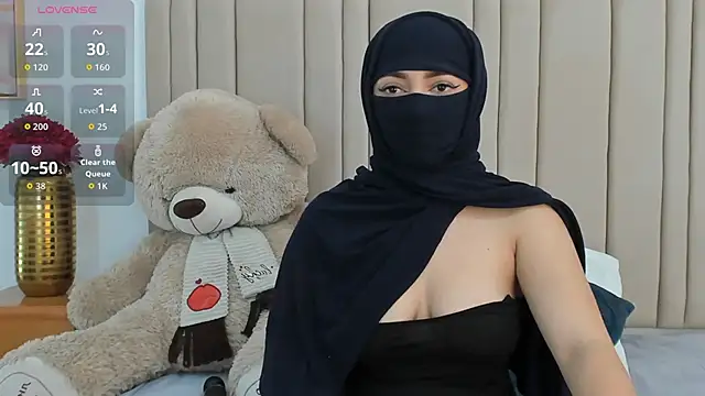 izadii online show from February 14, 6:48 pm