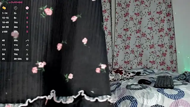 Snapshot of k_sensual chatting on February 13, 6:53 am k sensual online show from February 13, 6:53 am