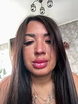 RuslanaXX online show from February 25, 4:44 am