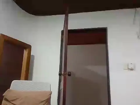 jackbigcock11 online show from September 14, 1:32 pm