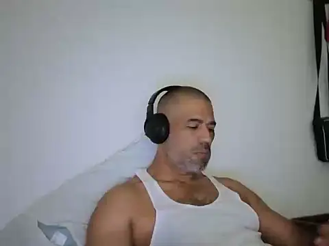 jackbigcock11 online show from May 5, 12:46 pm
