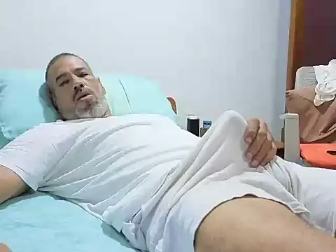 jackbigcock11 online show from May 19, 12:22 pm