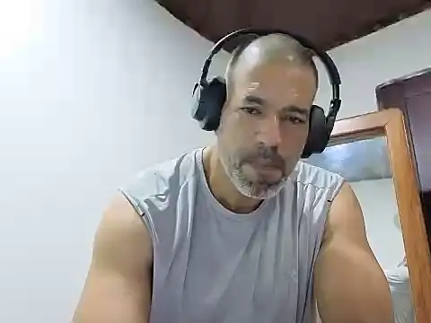 jackbigcock11 online show from June 3, 2:33 pm
