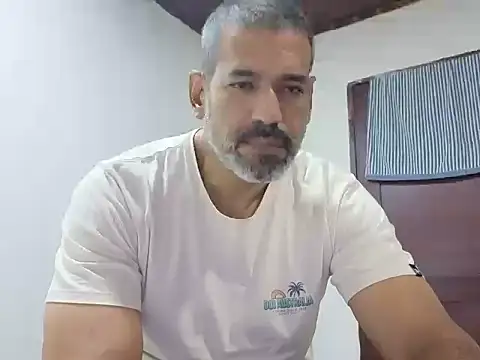 jackbigcock11 online show from June 27, 2:05 am