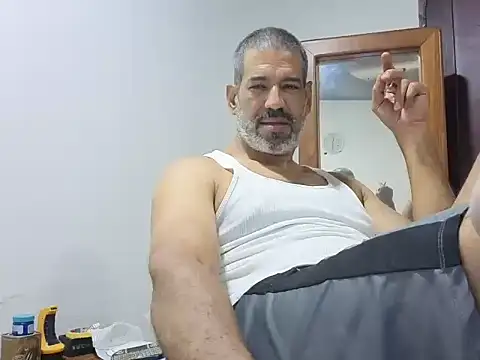 jackbigcock11 online show from June 28, 4:29 am