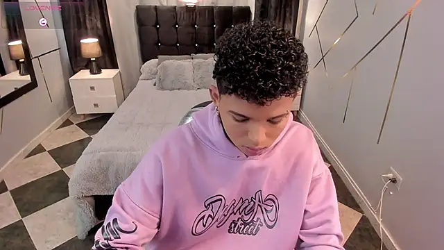 Noah Smith04 online show from March 13, 1:29 pm