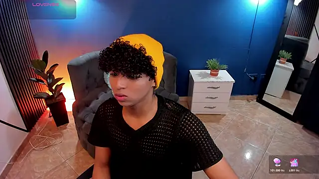 Noah Smith04 online show from November 12, 4:24 am