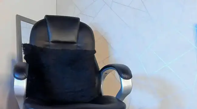 NoahhBrown online show from February 23, 6:39 am