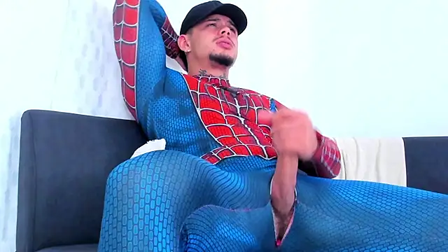 NoahhBrown online show from October 30, 4:47 am