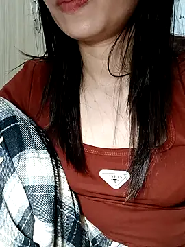 Blythe 69 online show from February 3, 1:30 pm