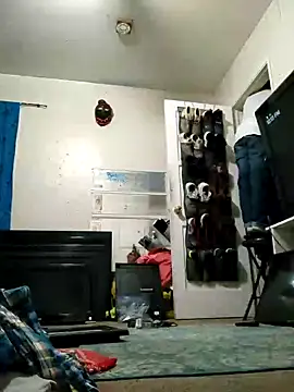 LongDickZee562 online show from December 6, 6:15 am