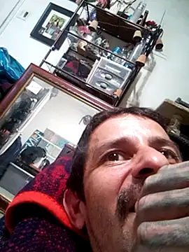 LongDickZee562 online show from March 11, 2:10 am