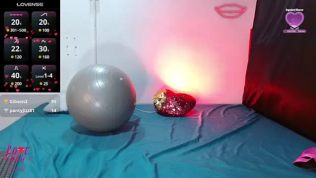 cleopatraa online show from February 13, 11:47 pm