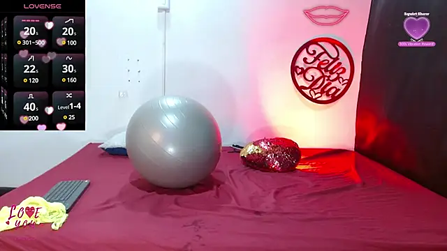 cleopatraa online show from March 4, 8:05 pm