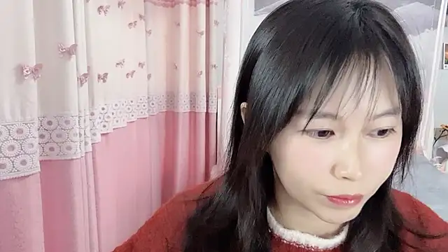 Snapshot of Shleybaby chatting on February 6, 6:51 am Shleybaby online show from February 6, 6:51 am