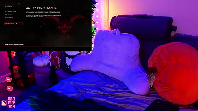 Angel-Lewd-Cake online show from January 1, 7:30 am