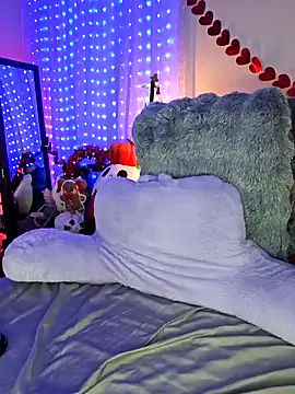 Angel-Lewd-Cake online show from February 13, 10:55 am