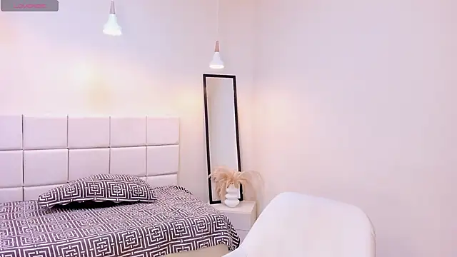 your khloe online show from January 19, 1:04 pm