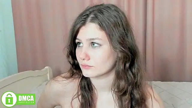 Snapshot of Charlotte_wow chatting on December 15, 2:08 am Charlotte wow online show from December 15, 2:08 am