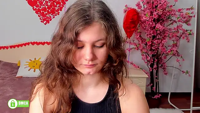 Snapshot of Charlotte_wow chatting on February 18, 2:49 pm Charlotte wow online show from February 18, 2:49 pm