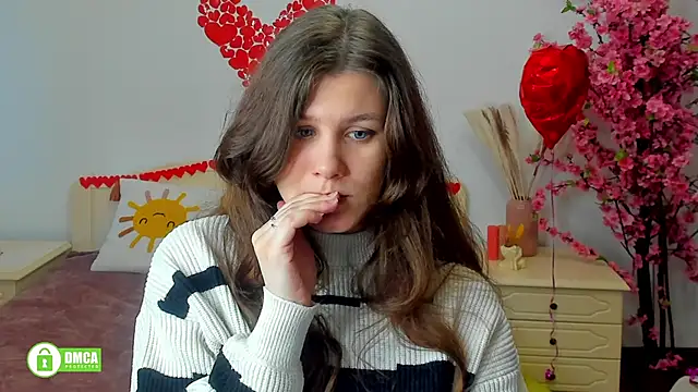 Snapshot of Charlotte_wow chatting on February 20, 2:13 pm Charlotte wow online show from February 20, 2:13 pm