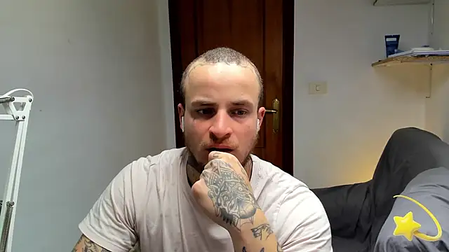 layneinchains online show from July 28, 8:43 am