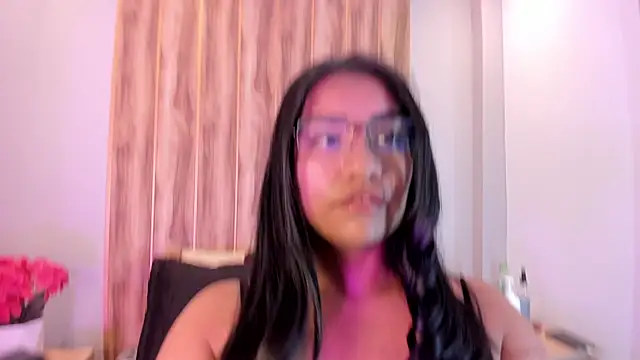 Snapshot of hannnasmith chatting on June 11, 3:59 am hannnasmith online show from June 11, 3:59 am