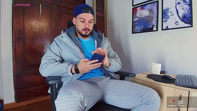 HenryBenso online show from November 16, 9:59 am