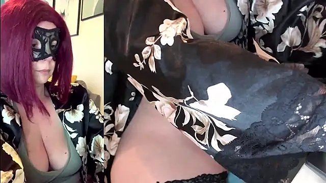 Snapshot of la_petite_prunette69 chatting on February 12, 3:49 pm la petite prunette69 online show from February 12, 3:49 pm