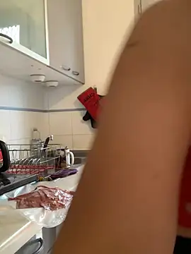 Snapshot of la_petite_prunette69 chatting on March 12, 8:30 am la petite prunette69 online show from March 12, 8:30 am