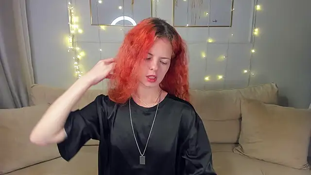 Snapshot of RubyAttwood chatting on March 22, 4:15 pm RubyAttwood online show from March 22, 4:15 pm