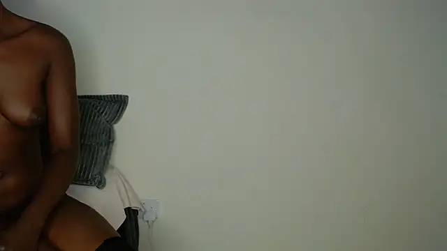 Snapshot of Perqueen chatting on March 19, 8:11 pm Perqueen online show from March 19, 8:11 pm