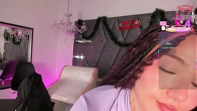 Snapshot of Ala_Rasi_ chatting on December 15, 3:44 am Ala Rasi online show from December 15, 3:44 am