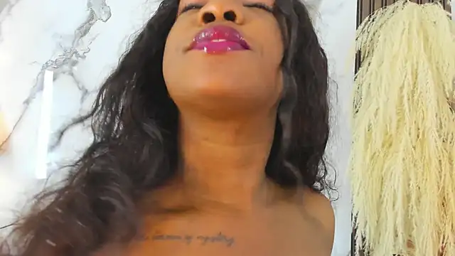 Snapshot of aidaadams chatting on February 16, 5:04 am aidaadams online show from February 16, 5:04 am