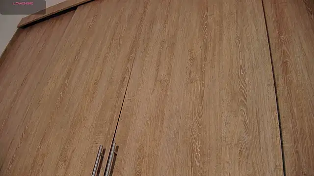 aidaadams online show from December 15, 11:14 am