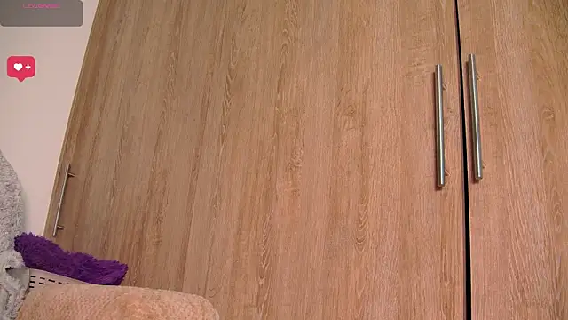 aidaadams online show from February 19, 11:39 am