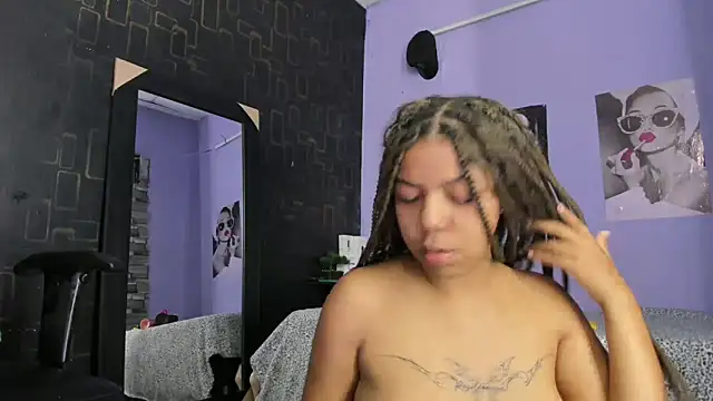 Alika01 online show from March 22, 8:26 pm