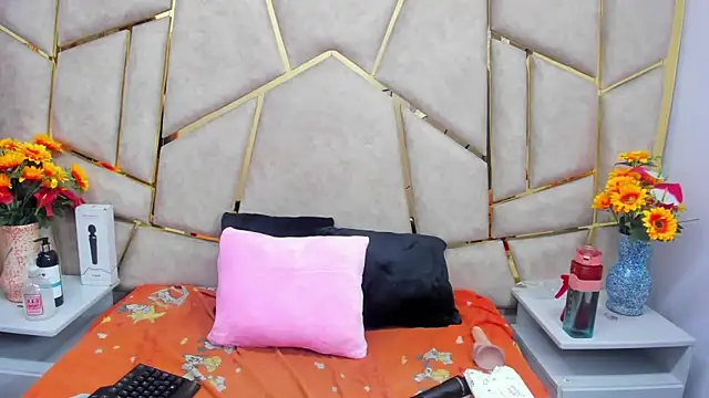 Snapshot of Kloe_Candy1 chatting on September 10, 4:34 am Kloe Candy1 online show from September 10, 4:34 am