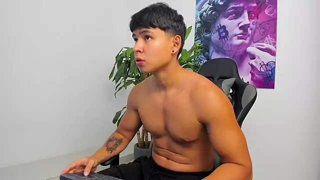 Snapshot of Bray_Kevin chatting on December 4, 1:14 am Bray Kevin online show from December 4, 1:14 am