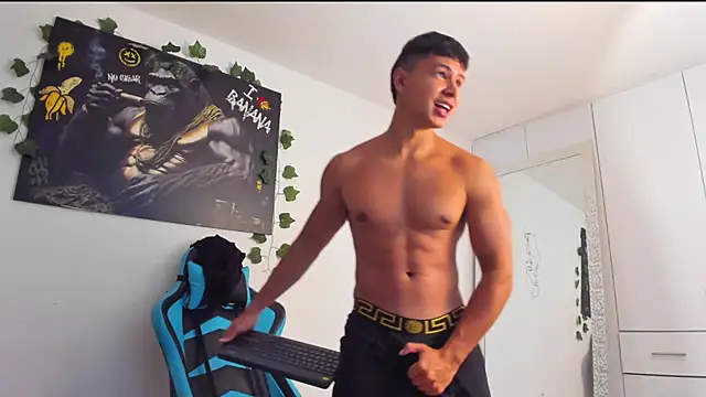 Snapshot of Bray_Kevin chatting on February 26, 1:11 am Bray Kevin online show from February 26, 1:11 am