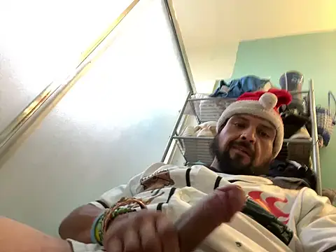 Snapshot of MrDickUdown24_7 chatting on December 22, 8:03 pm MrDickUdown24 7 online show from December 22, 8:03 pm