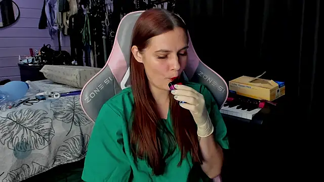 Snapshot of Stroynyash chatting on November 14, 9:24 pm Stroynyash online show from November 14, 9:24 pm