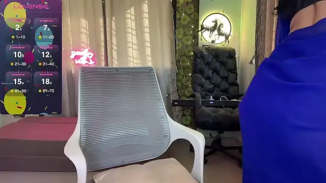 Snapshot of Magical_fairyy chatting on February 28, 11:03 am Magical fairyy online show from February 28, 11:03 am