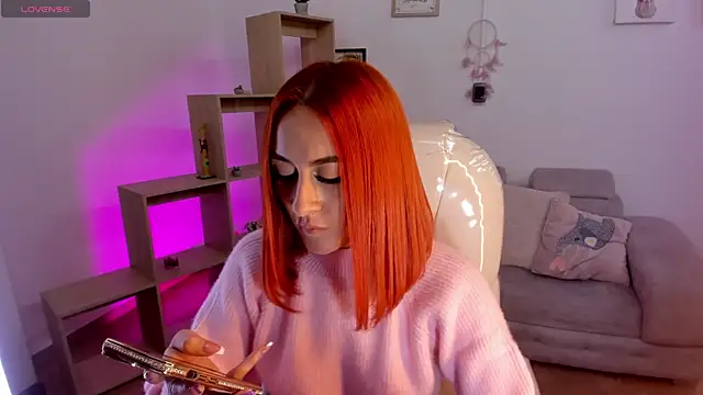 Snapshot of Tiarha chatting on February 6, 5:14 am Tiarha online show from February 6, 5:14 am