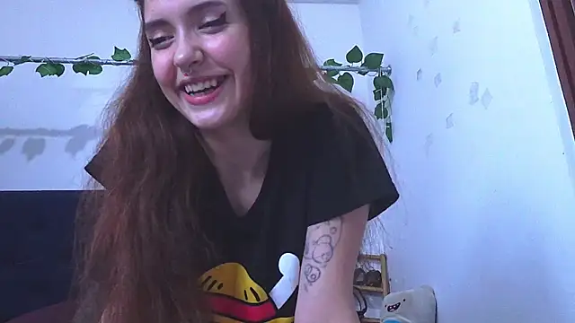 Snapshot of AliciaBasch chatting on March 8, 6:43 am AliciaBasch online show from March 8, 6:43 am